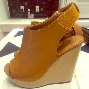 Tan wedges